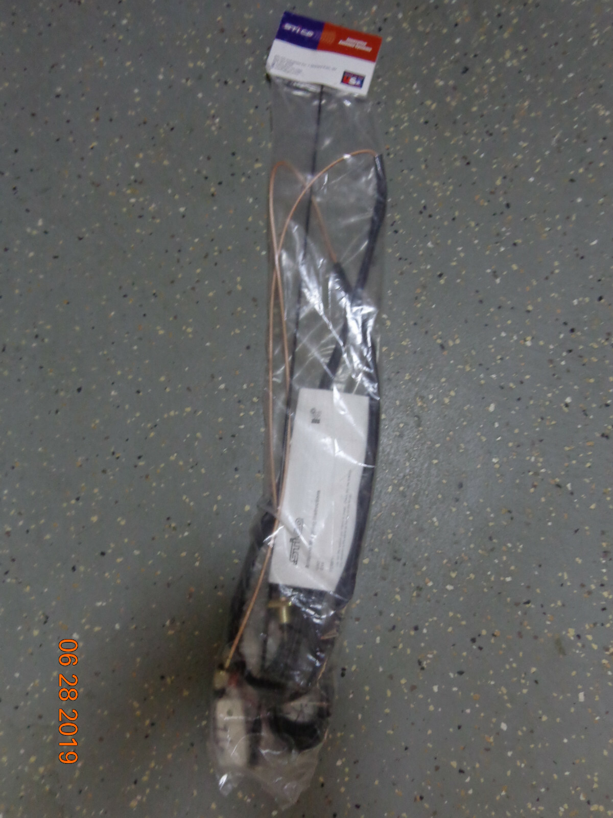 STI-CO Industries GSO-NB-HF-DS Low Band radio Antenna CHEVY Sierra Suburban 2013