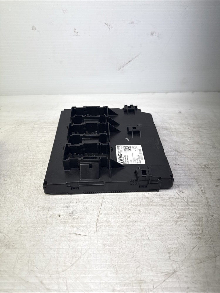 2012-2018 VW PASSAT BODY CONTROL MODULE BCM COMPUTER 5K0937087AE