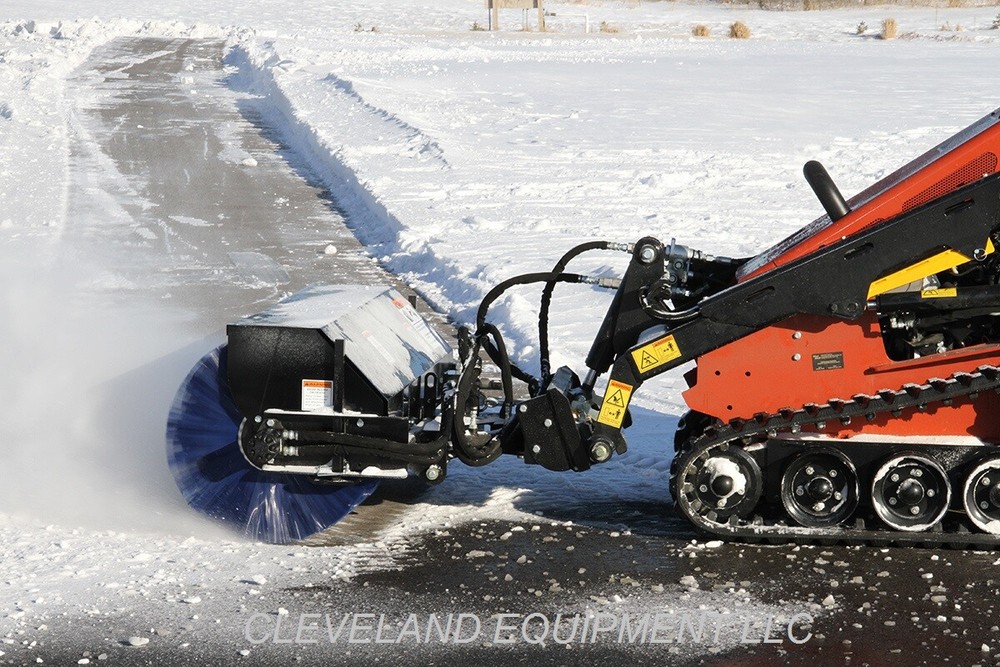 NEW 48" MINI ANGLE BROOM ATTACHMENT Vermeer Mini Skid Steer Loader Sweeper 4'