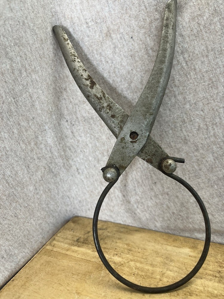 Vtg Squeeze Handle Jar Opener