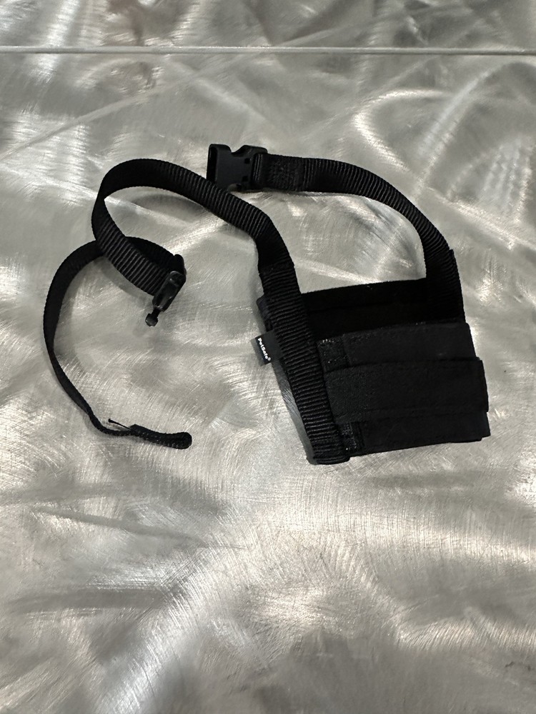 PETSAFE ** Comfortable Nylon Padded DOG MUZZLE ** MEDIUM Black