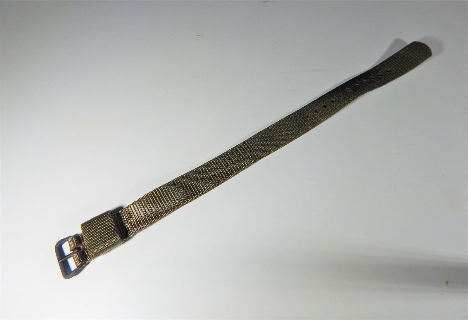 VIETNAM ISSUE MILITARY WATCH BAND 'New Old Stock' 1960's marked STAINLESS STEEL