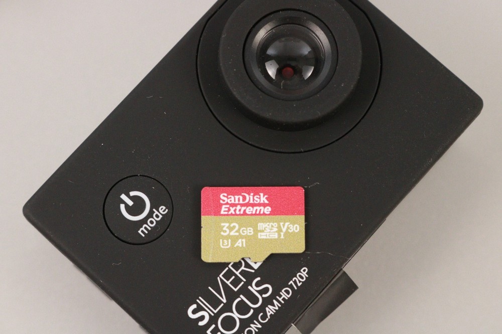 Silver Label 720p Action Cam 32Gb SD Card Complete Boxed