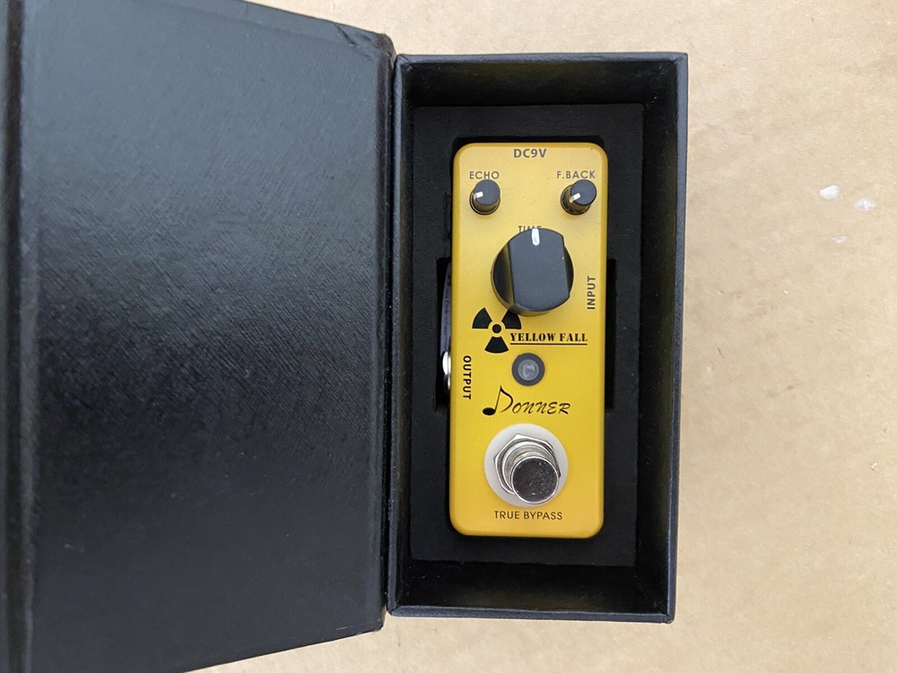Donner Yellowfall Mini Pedal and Adaptor Never Used