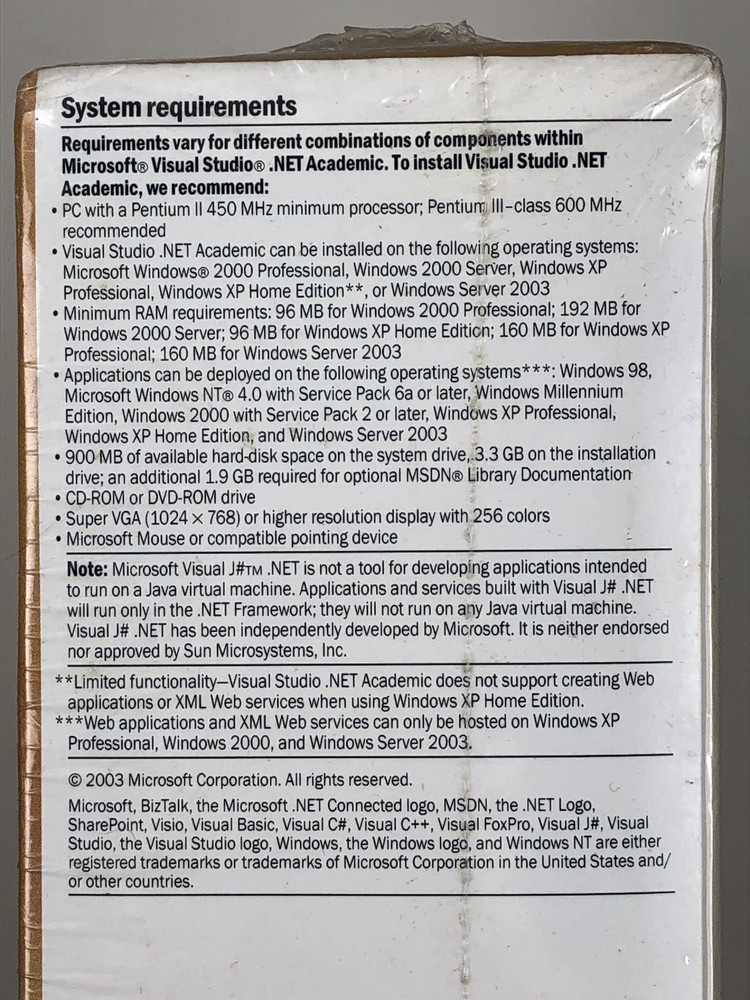 Microsoft Visual Studio .NET Academic Version 2003 Sealed DAMAGED PACKAGE