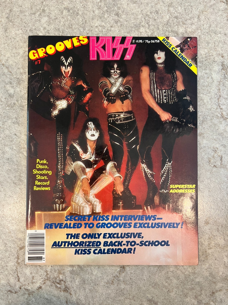 KISS Grooves Magazine Volume 2/#3 w/POSTER