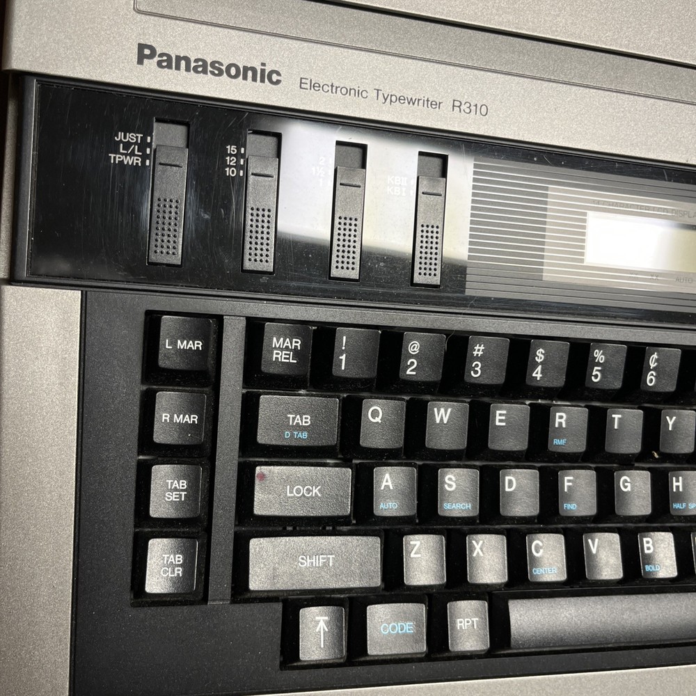 Panasonic Electronic Typewriter R310 w/ Cable - Message for accurate shipping