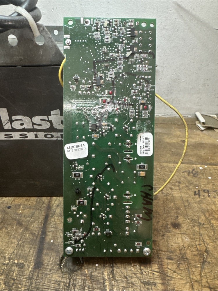45DCBR5A 1/25/13 Chamberlain ￼Logic board Yellow learn button 100% Returnable