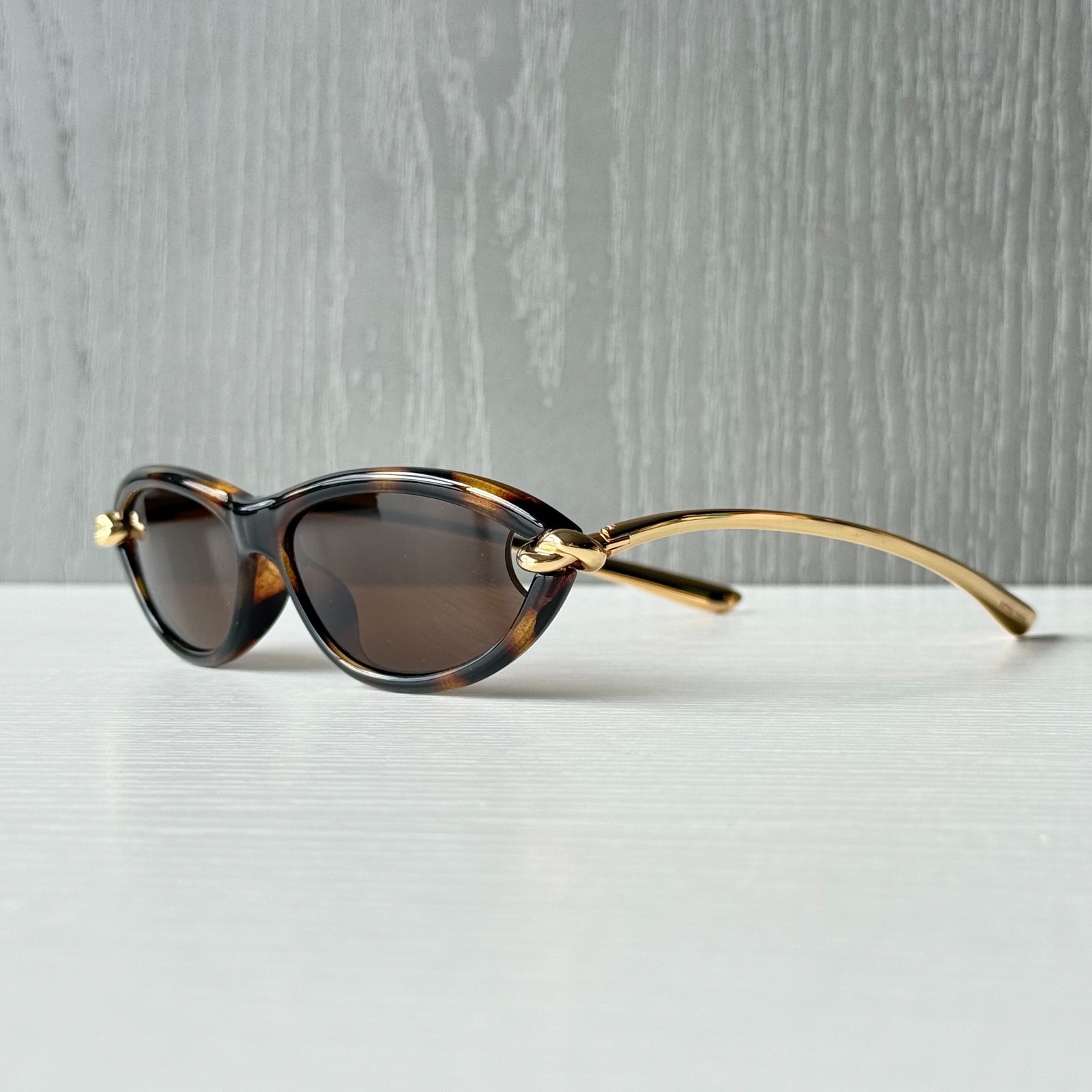 Bottega Veneta BV1390/S 002 Tortoise Gold Brown Sunglasses 56-15-145