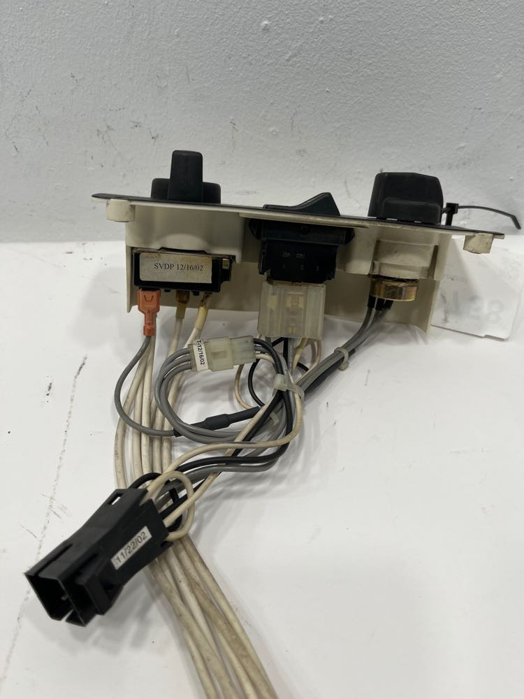 2003 Peterbilt 379 Climate Control 29-06215 (718-10758)