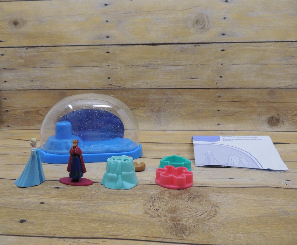 Frozen Snow Globe Play Doh Set