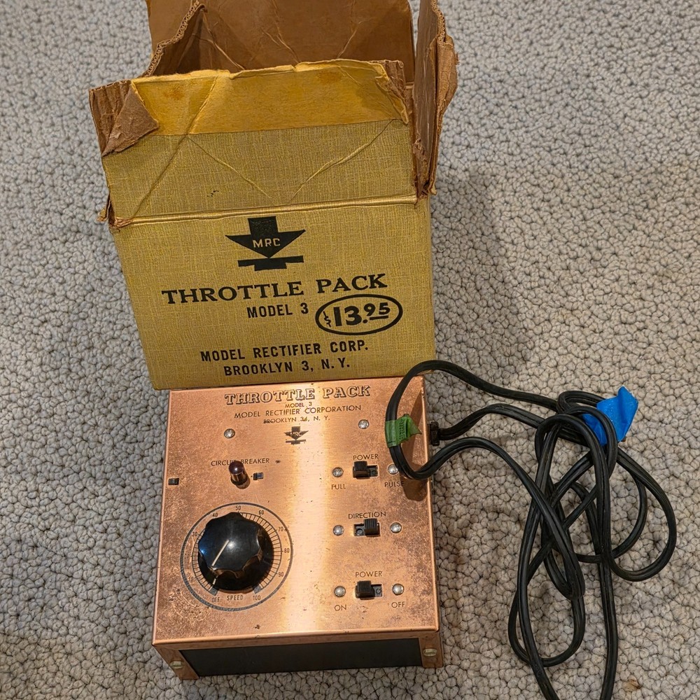 TYCO Trains HO Scale Model Train Hobby Transformer Controller #899V + Throttle P