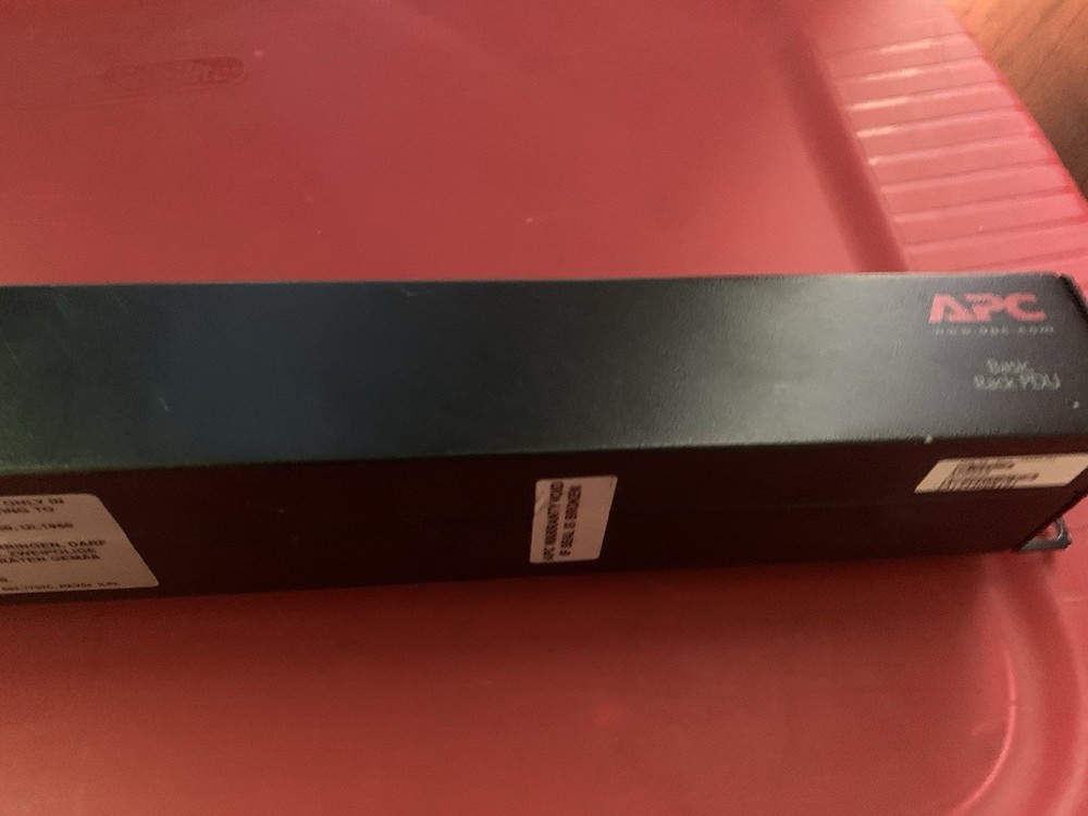 APC AP9559 – Rack PDU, Basic, 1U, 10A, 230V, (8) C13