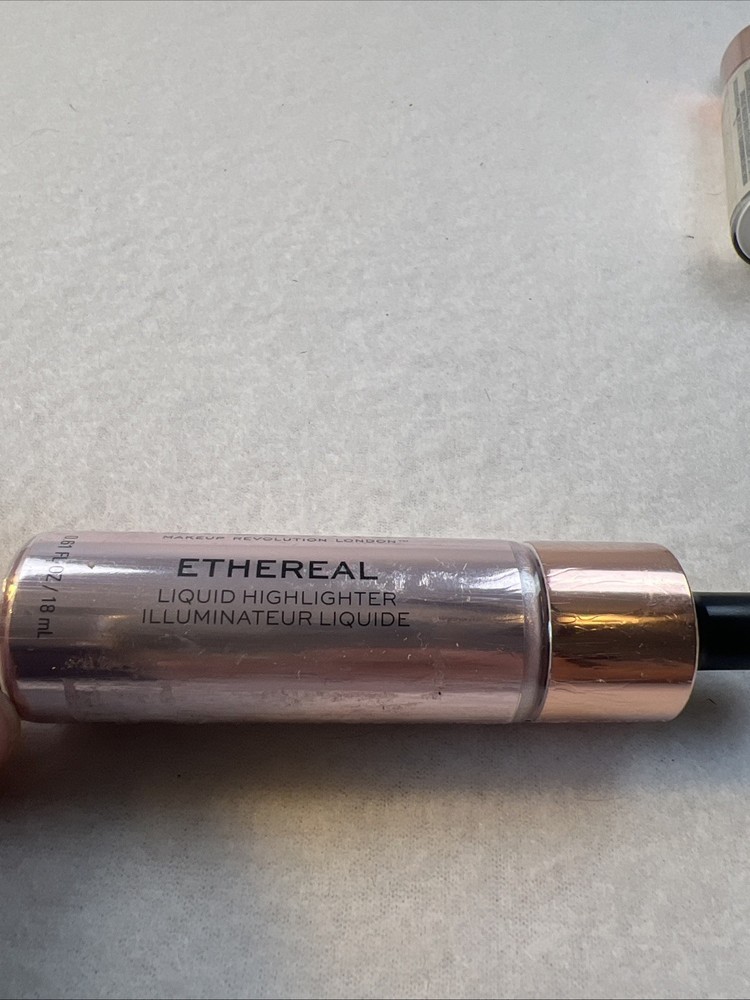 Makeup Revolution Ethereal Liquid Highlighter .61 fl oz