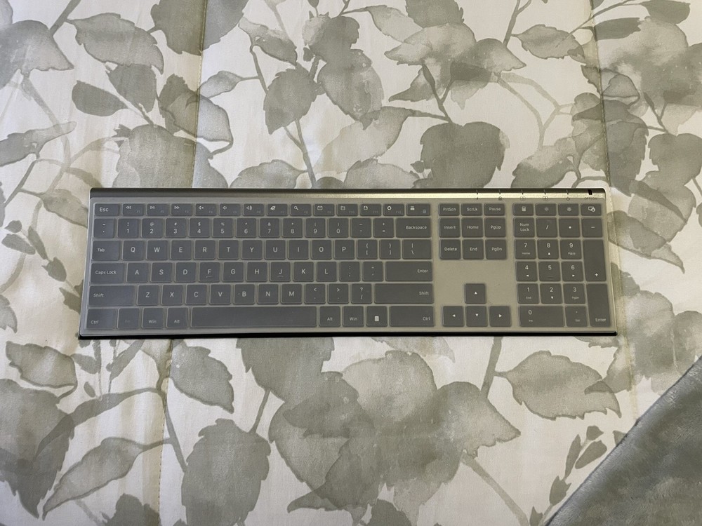bluetooth keyboard + cover