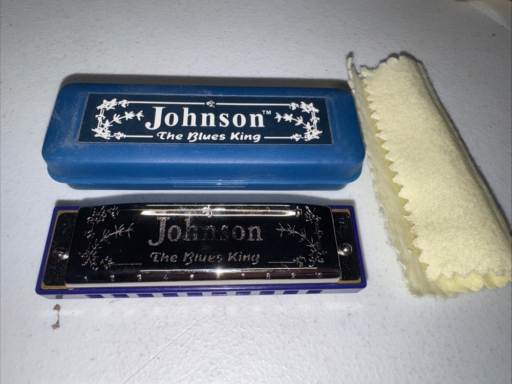 Johnson "The Blues King' harmonica With Case Musical Instruments Key E