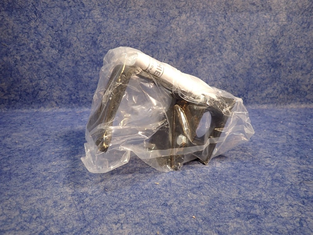 Chief CMA362 C-Clamp Pipe Projector Mount (G37)