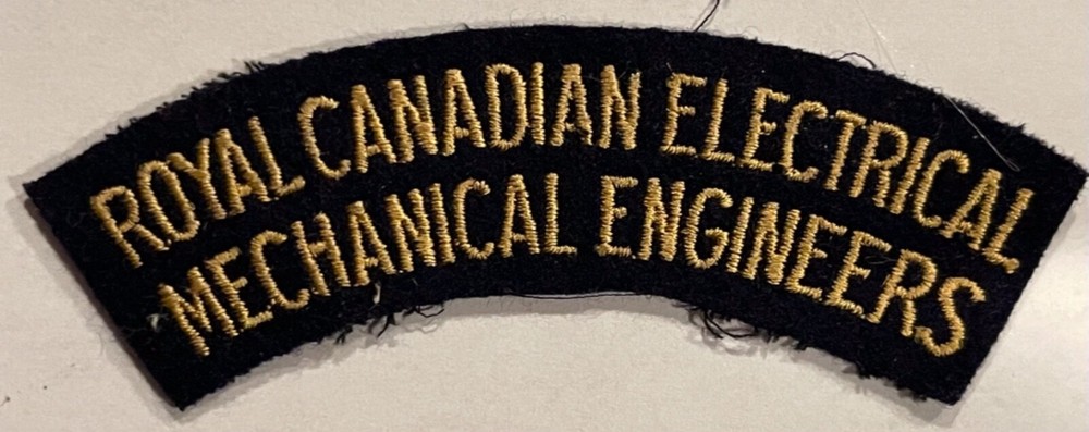 RARE ORIGINAL WW2 ROYAL CANADIAN ARMY ELECTRICAL ENGINEERS PATCH FLASH ARC