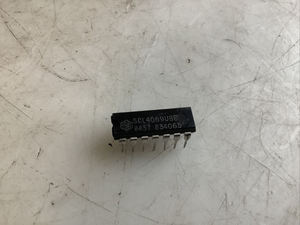 SOLID STATE SCIENTIFIC SCL4069UBE HEX INVERTER - QTY 9