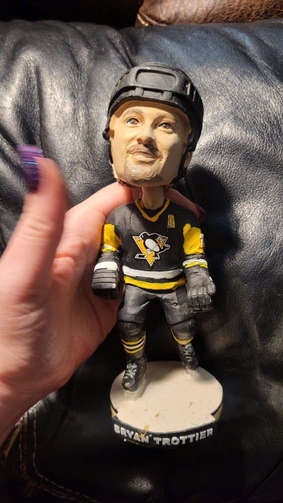 1991 Penguins Bobblehead Tradition Series Bryan Trottier Pittsburgh
