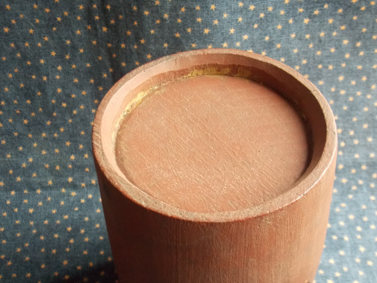 Revolutionary War era Canteen or Rundlet. Original red paint. Only 7 inches