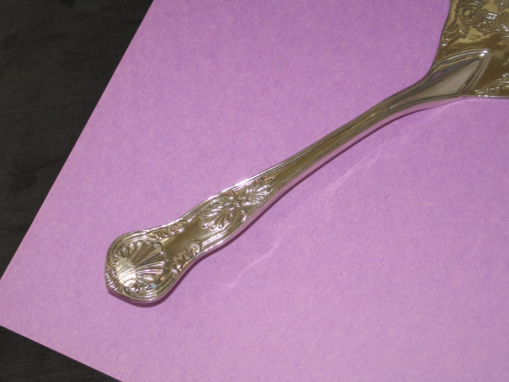 ELEGANCE SILVERPLATED CAKE SERVER MODEL E8166A