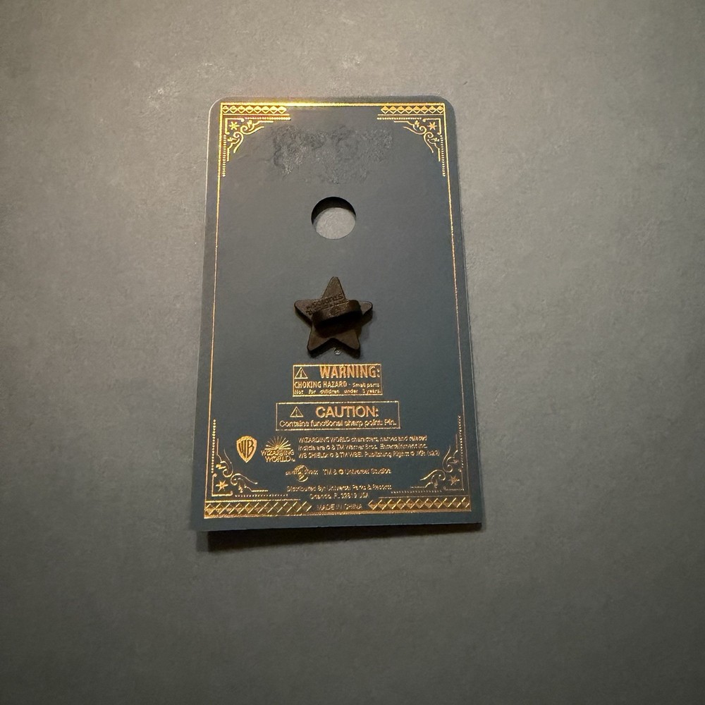 Universal Studios Harry Potter Gryffindor Marble Pin NEW