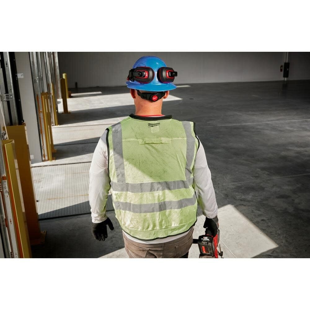 Milwaukee BOLT 24dB Earmuffs