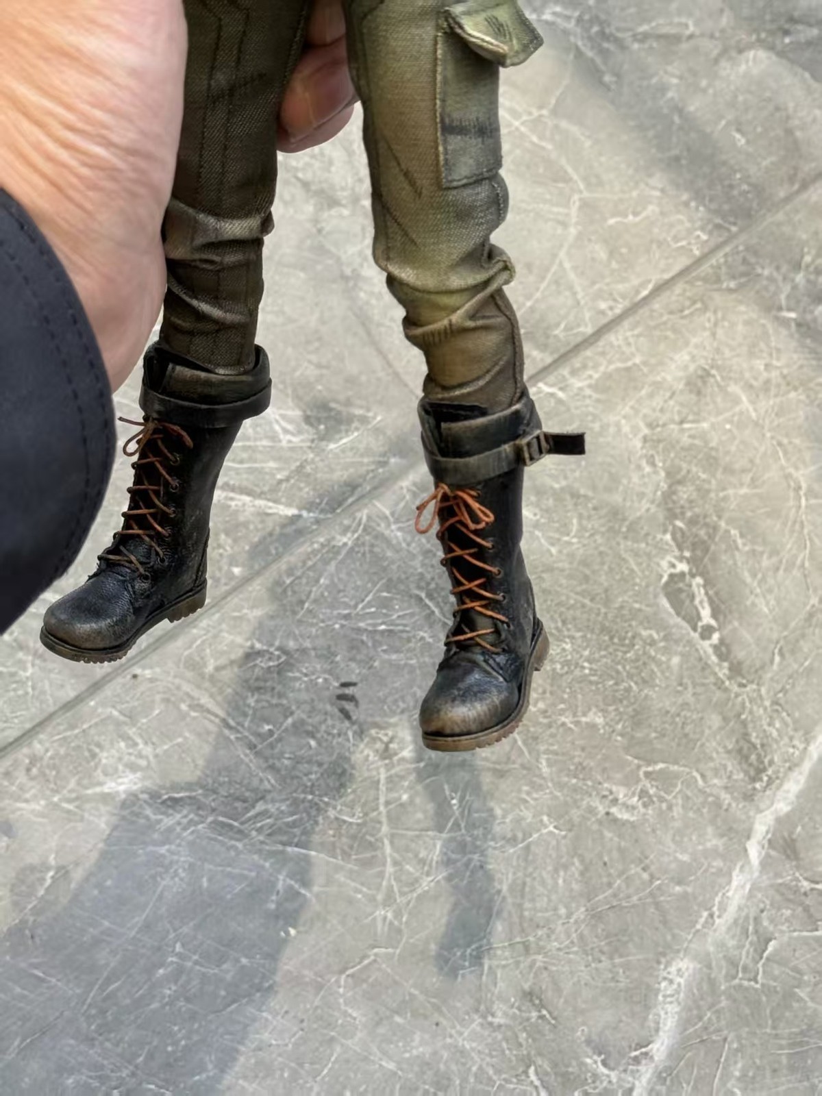 1/6 walking dead The Walking Dead Clementine 12 inch figure need about 60days