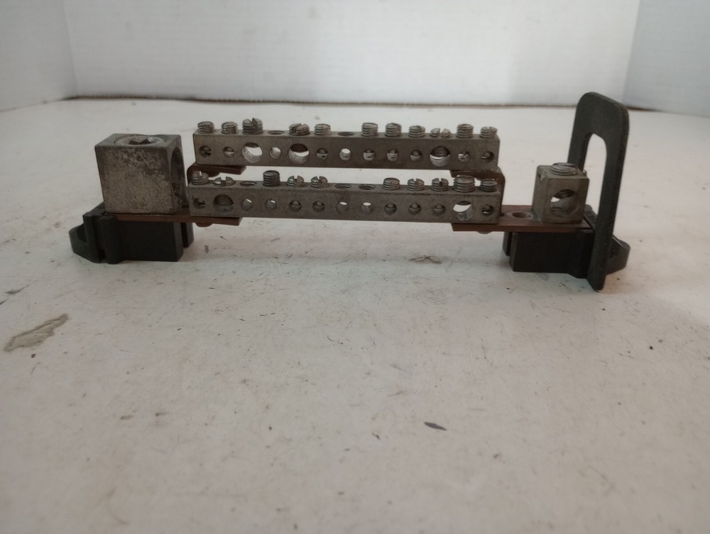 Eaton Neutral Kit 200 Amp Pullout