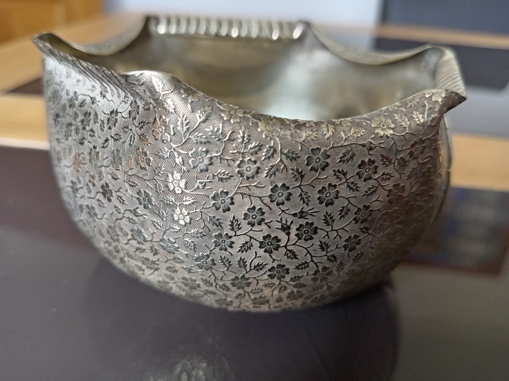Silver plated very ornate rose bowl.
