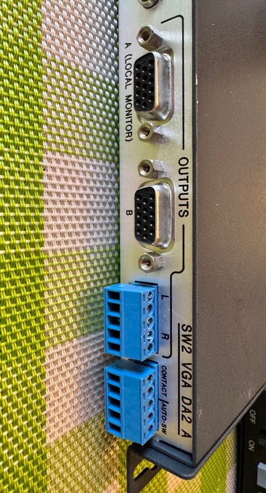 Extron SW2 VGA DA2 A/AF Switcher Auto Switch