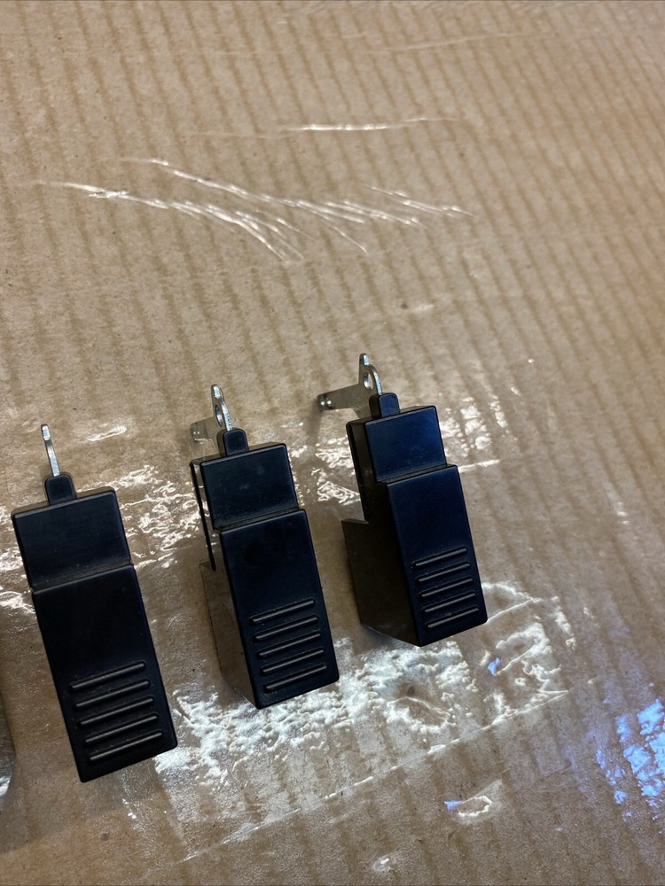 Realistic SCT-17 Stereo Cassette Tape Deck Replacement Knobs And Buttons Shown