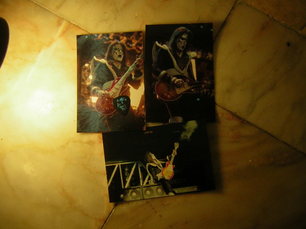 KISS ACE FREHLEY GUITAR PICK CITY RENO 3/25/2000 BLUE PRISM W/UNPUB.PHOTOS