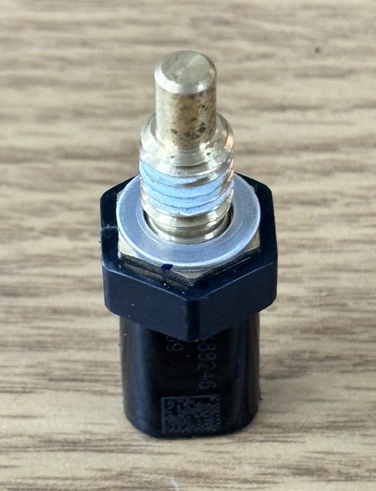 GM 2018-2022 Engine Coolant Temperature Sensor OEM 55488246