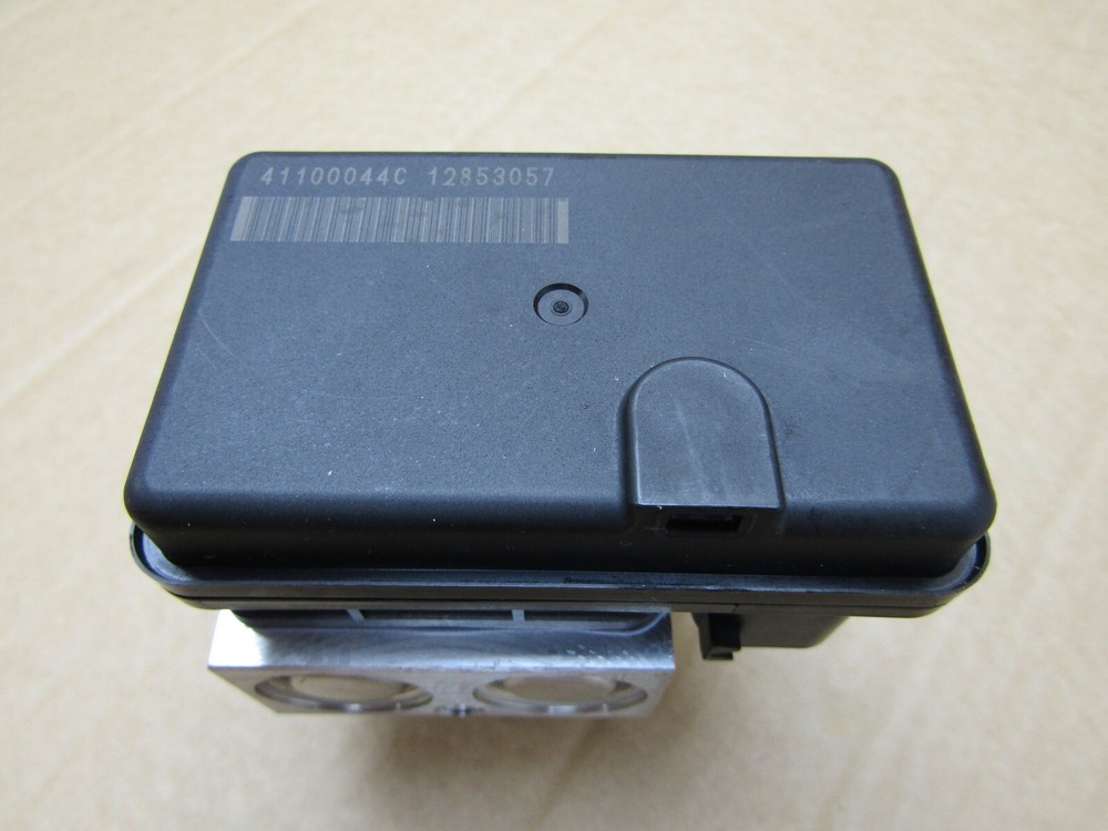 Harley Davidson Softail Standard 2022 1,012 mls ABS pump control module (12996)