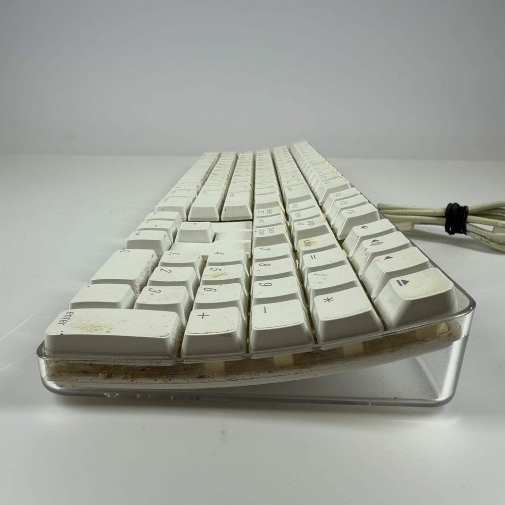 Apple Keyboard and Mighty Mouse A1048 A1152 White