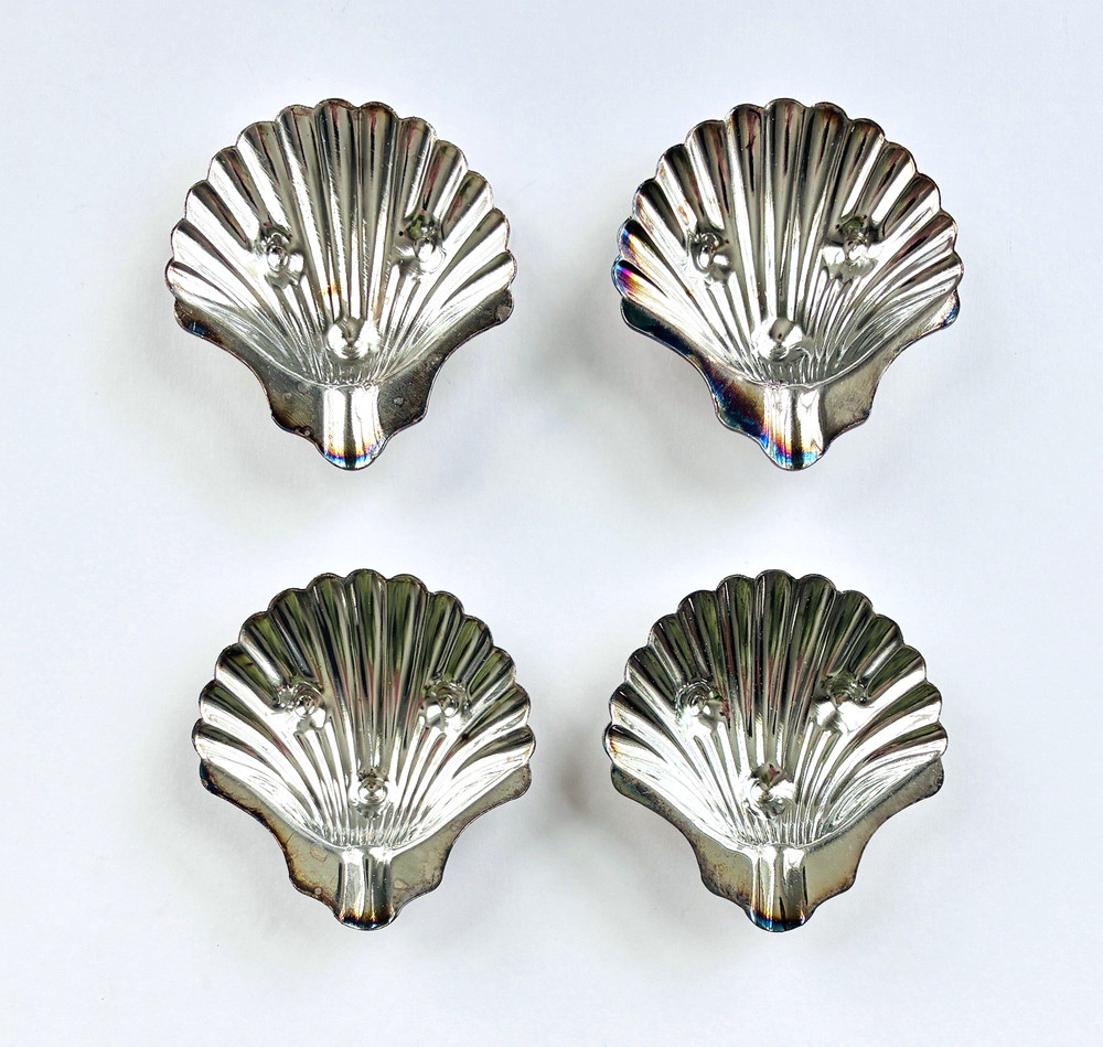 Lot of 4 Vintage Silver Plate Stackable Spoon Rest Dish Shell Seashell Footed
