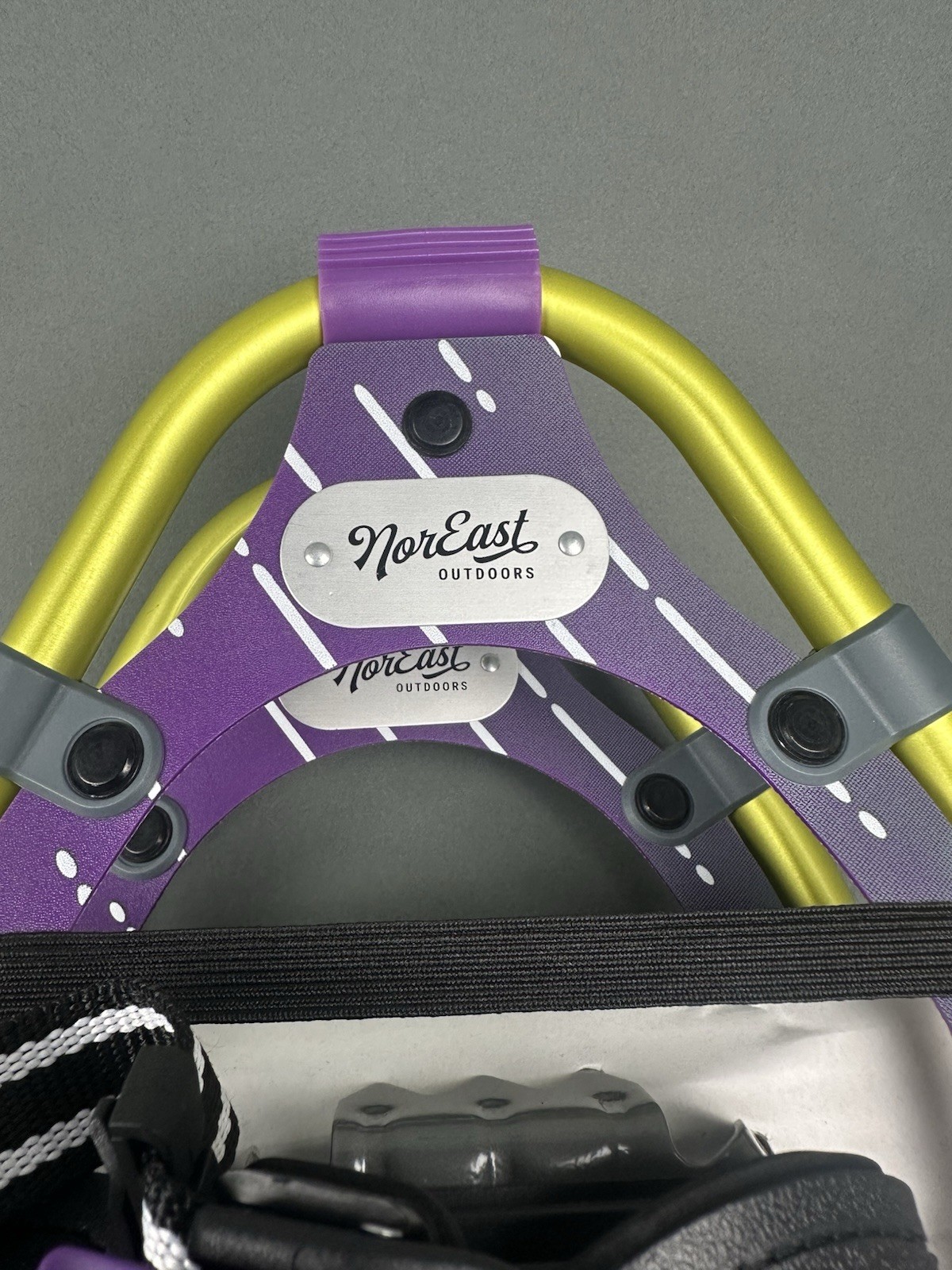 Nor'East Outdoors Elevate Series 821 Snowshoes Neon Purple