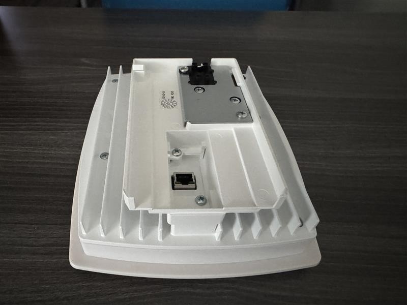 Spider Cloud Wireless SCRN-310-0413-2XL Radio Node