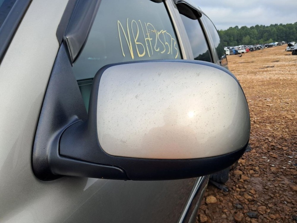 YUKON 2000 Glove Box 4779662