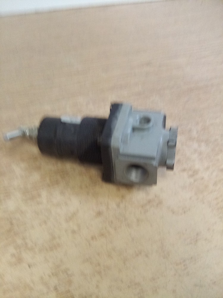 Milton 1115 Air Regulator Max 300 PSI