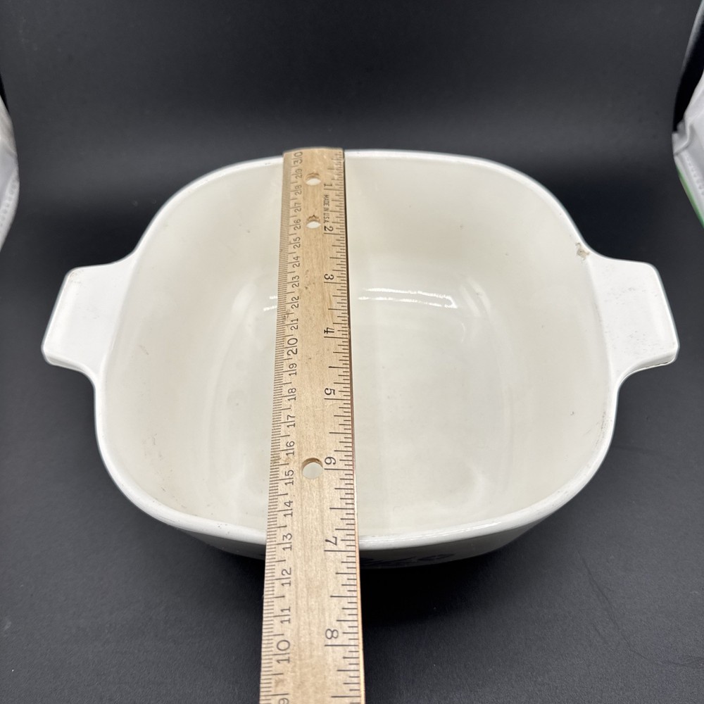 CorningWare casserole dish Bottom Only 7”