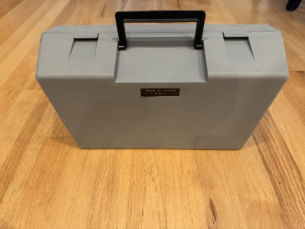 Jenco Model 6007 Micro Computer Based Portable pH And Temperature Meter Kit