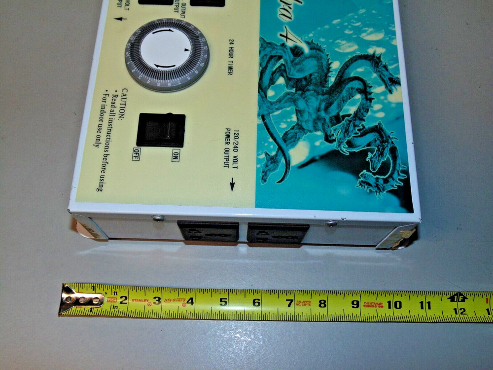 Maverick Sun 4 Outlet 120V 240v Electric Box Light Timer Controller