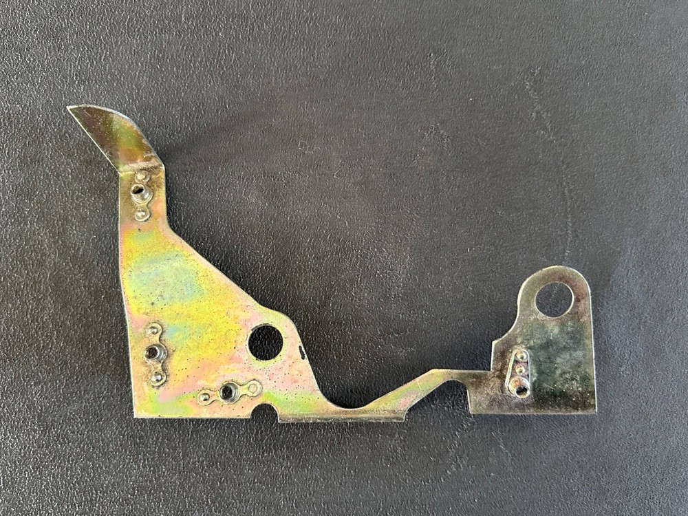646600D Continental Engine Support Baffle Assembly