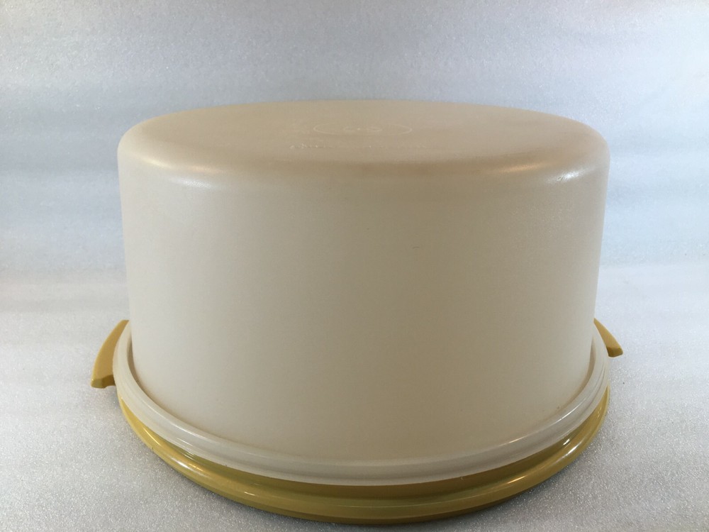 Tupperware Cake Saver Harvest Gold
