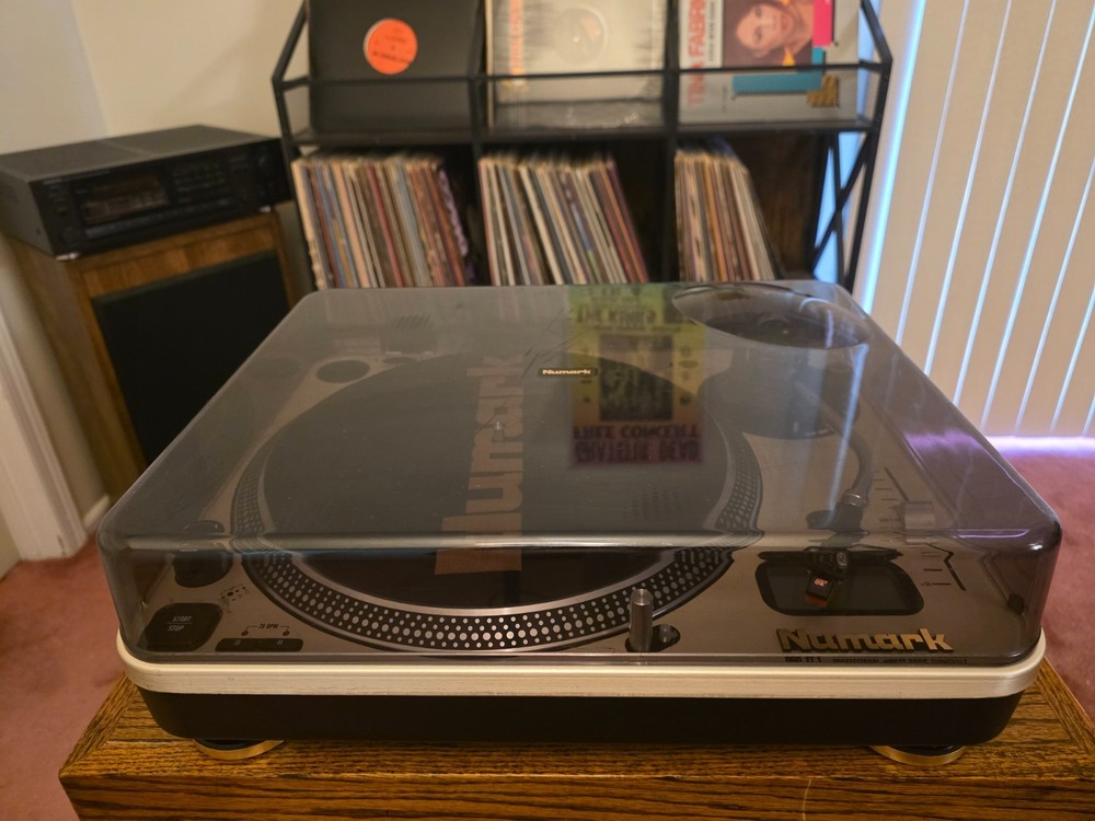 Numark Pro TT-1 Direct Drive Turntable ( Excellent Working Condition )