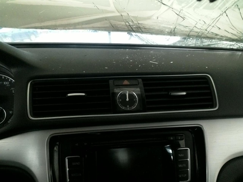 PASSAT 2012 High Mounted Stop Light 104748451