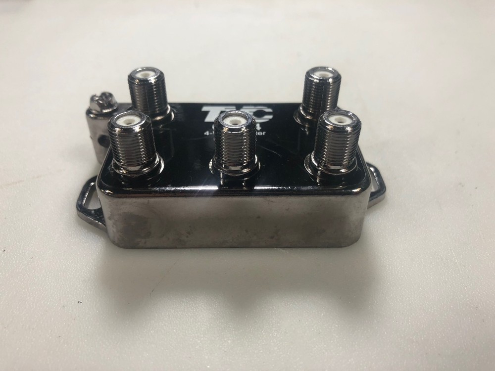 TVC GVS-4 Vertical 4 Way Splitter